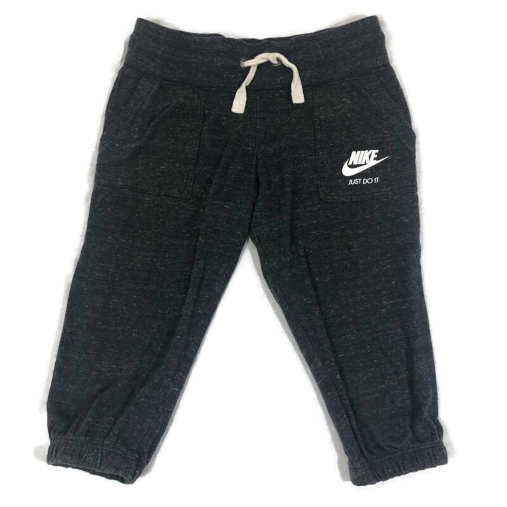 Nike Boys Size Small grey cinched leg sweatpants‎